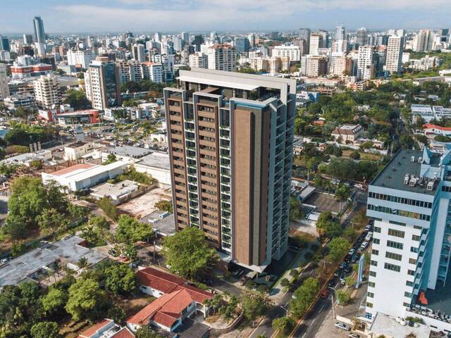 Venta en Bella Vista - Santo Domingo